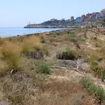 Spacious Apartment In Cullera With Mountain View.