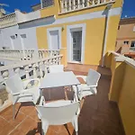 Chalet Adosado En La Playa