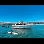 Sail & Stay