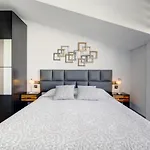 Penthouse Deluxe, Carolina Park, Marbella